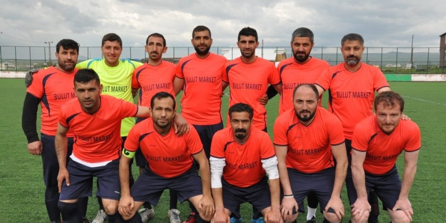 Kars’ta Kurumlararası Futbol Turnuvası Sona Erdi