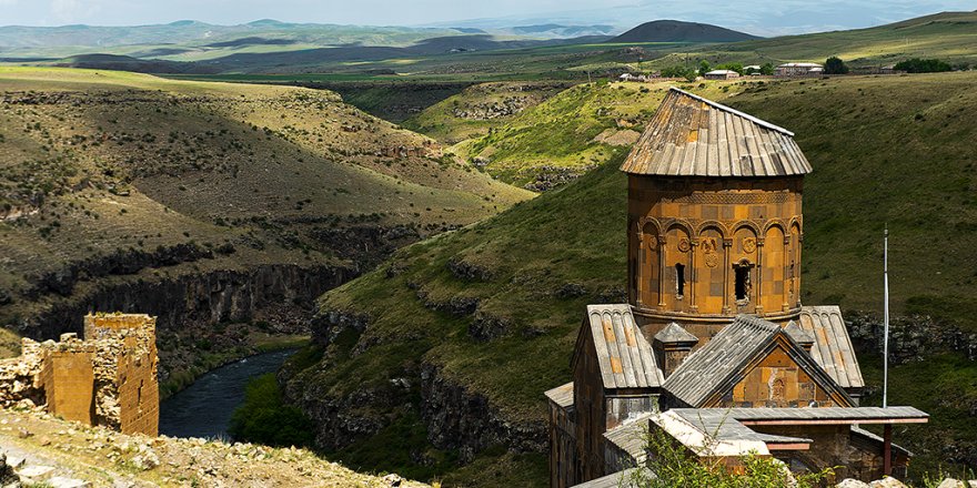 Ani'de Arkeolojik Kazı Çalışmaları