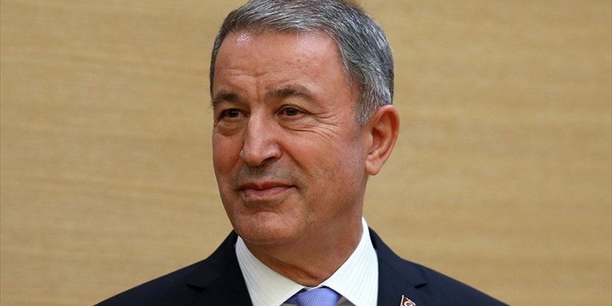 Milli Savunma Bakanı Hulusi Akar Kars’ta