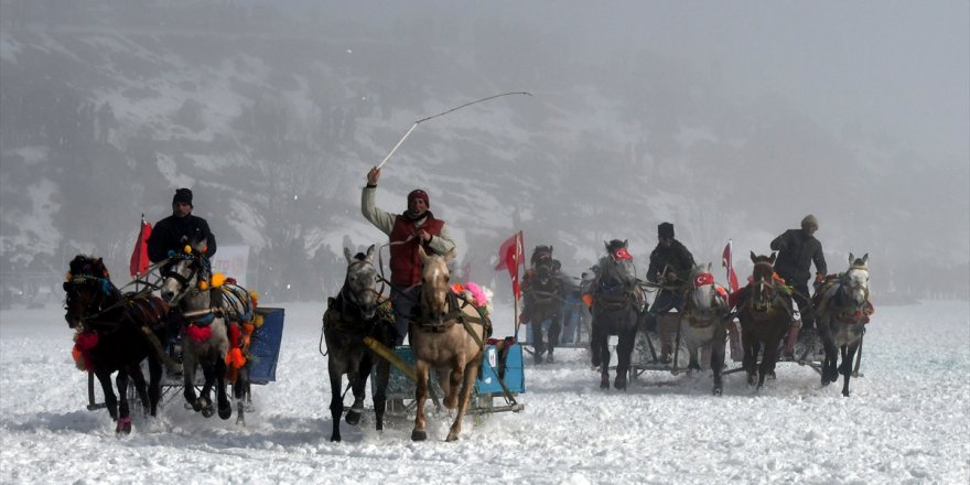 Çıldır Gölü'nde 'Kış Şöleni'