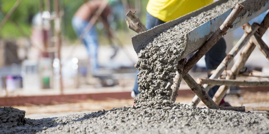 Kars’ta Beton Mikseri Devrildi: 1 Yaralı