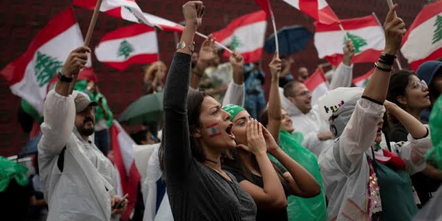 Lübnan Başbakanı Hariri İstifa Etti