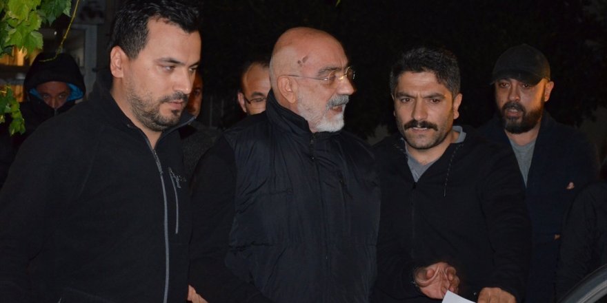 Ahmet Altan Gözaltına Alındı