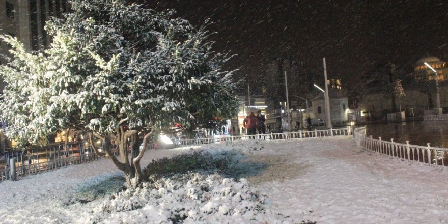 İstanbul’da Kar Yağışı