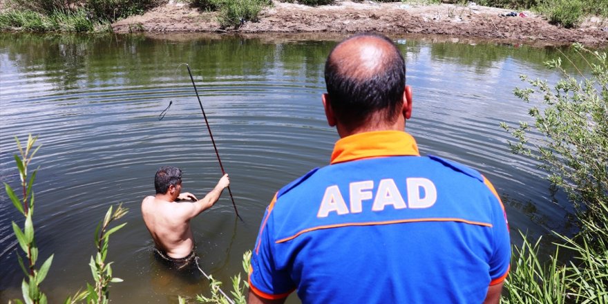 14 Yaşındaki Çocuk Derede Boğuldu