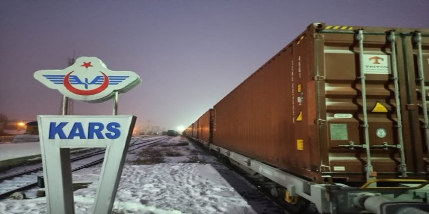 Çin ile Rusya'ya Giden 'İhracat Treni' Kars'ta