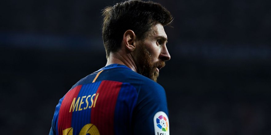 Lionel Messi, Barcelona'dan Ayrıldı