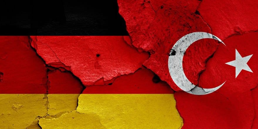 Almanya'da Türklerin Kurduğu 'DAVA Partisi' Gündem Oldu