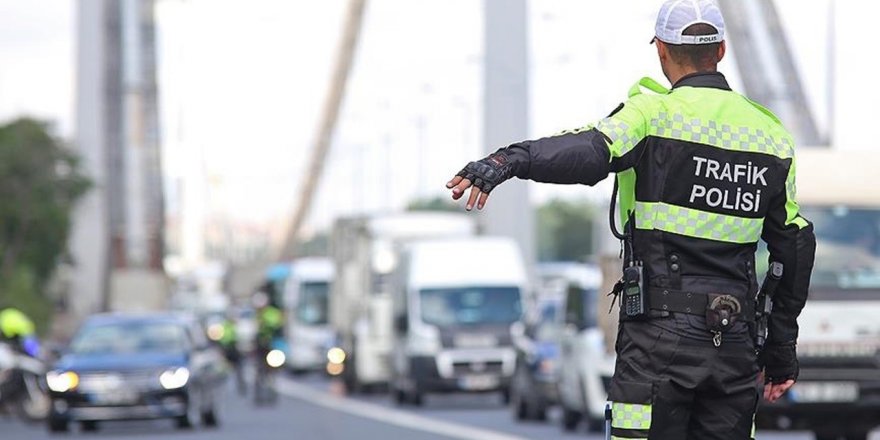 'Trafik Cezaları'nda İndirimli Ödeme Süresi 1 Aya Çıkarıldı