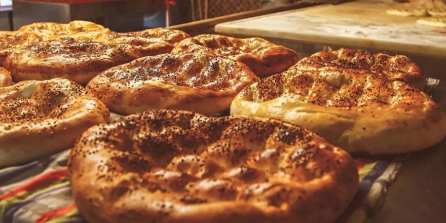 'Ramazan Pidesi'nin Fiyatı Belli Oldu... Kars'ta 15 Liradan Satılacak!