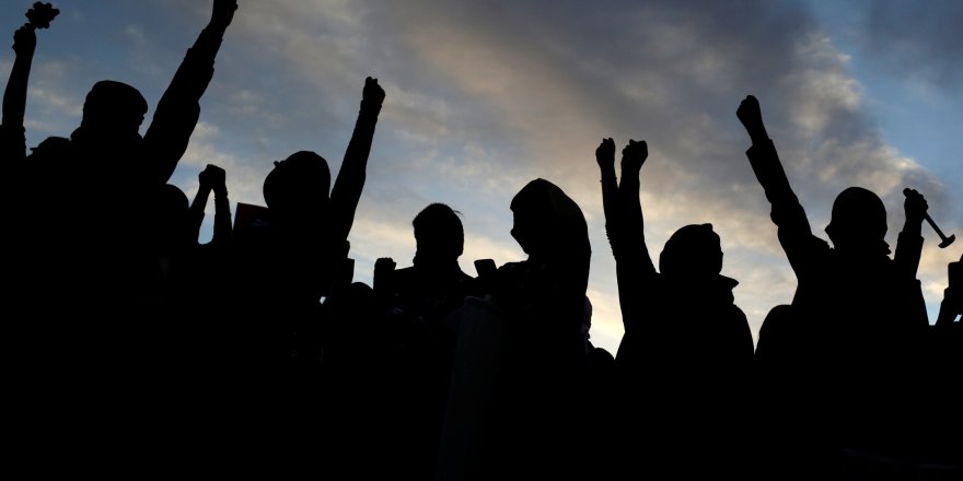 Öğretmenler Ülke Genelinde İş Bıraktı.. Eğitimde Şiddete Hayır!