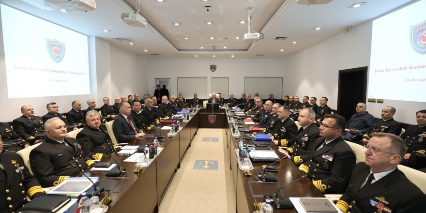 Bakan Güler Başkanlığında "deniz Kuvvetleri Komutanlığı Yıllık Komutanlar Toplantısı" Yapıldı
