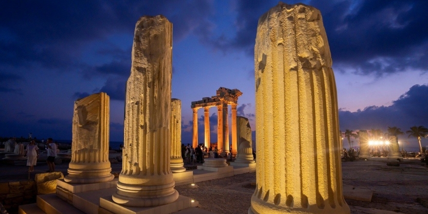 Antalya’da 2025 Kazı Sezonu: Tapınaklardan Heykellere, Mozaiklerden İnsanlık Tarihinin En Eski İzlerine Uzanan Keşifler