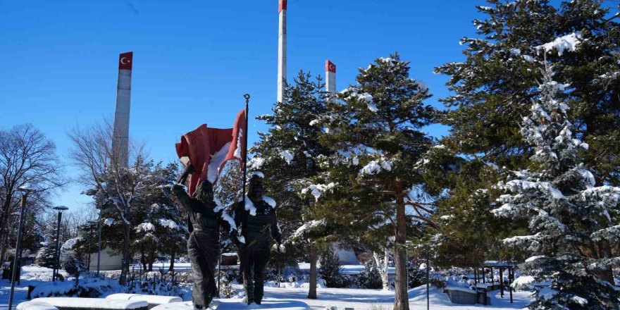 Erzurum ve Bölge İçin Uyarı.. Kuvvetli Yağış, Rüzgar, Buzlanma ve Çığ!