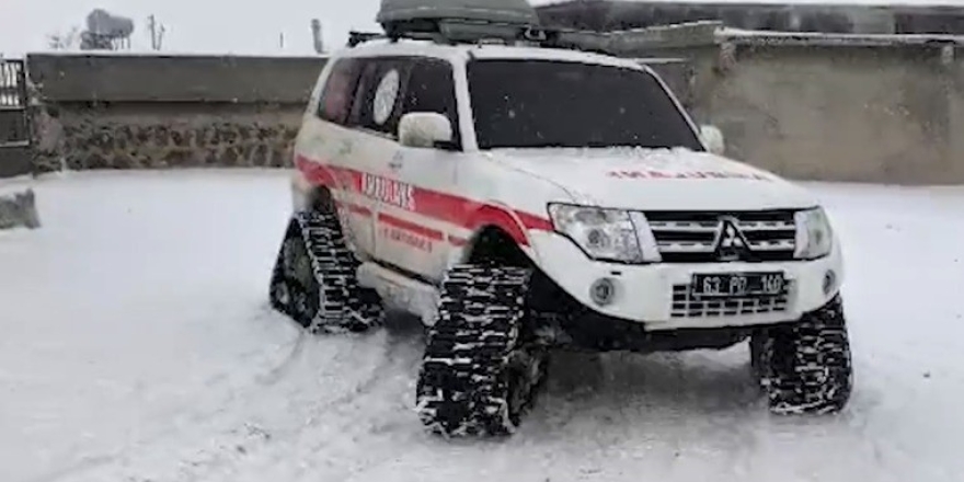 Şanlıurfa’da Hastalar Paletli Ambulanslarla Hastaneye Ulaştırıldı