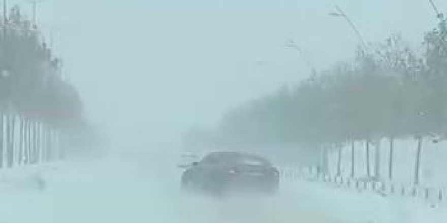 Bingöl-Erzurum Karayolu Trafiğe Kapatıldı