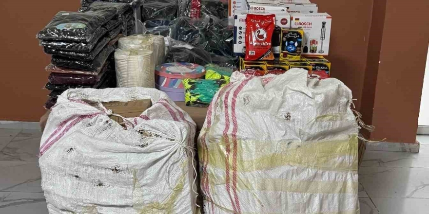 Başkale’de Gümrük Kaçağı Malzeme Ele Geçirildi