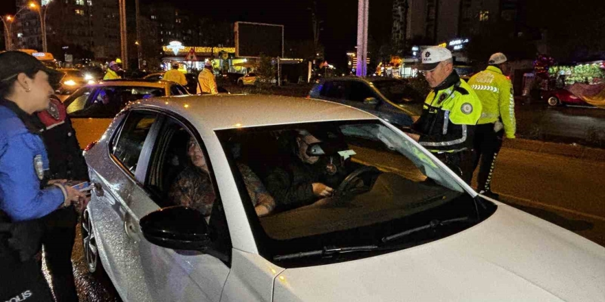 Adana’da "yılbaşı Huzur Ve Güven" Uygulaması