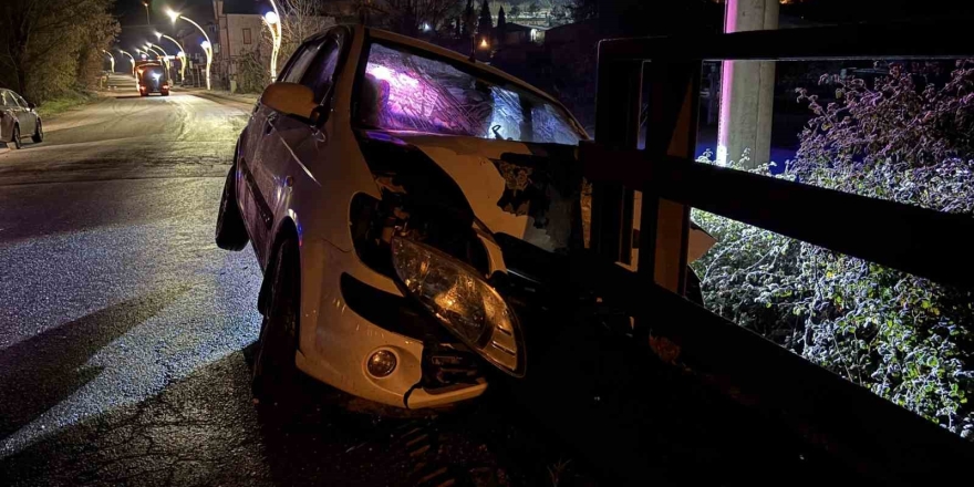 Kaza Yapan Sürücü Aracı Bırakıp Kayıplara Karıştı