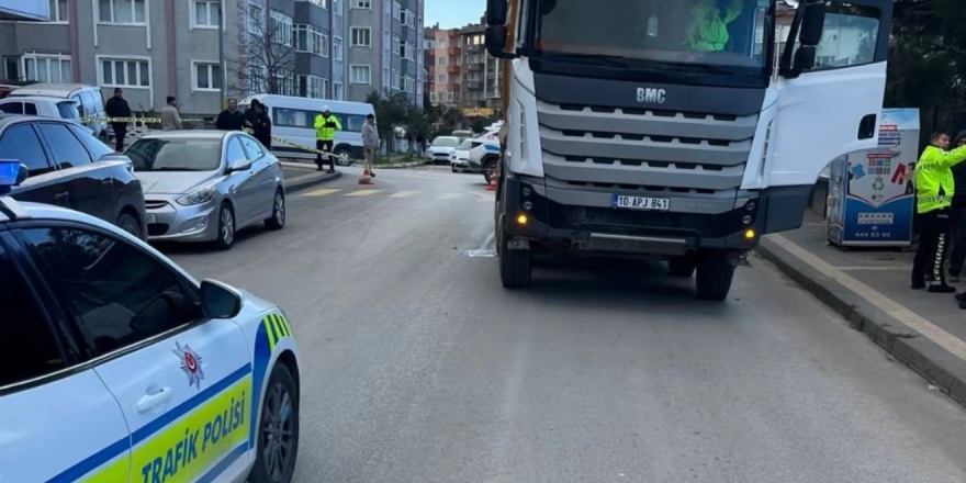 Bandırma’da Dehşet, Hafriyat Kamyonu Kadını 10 Metre Sürükledi