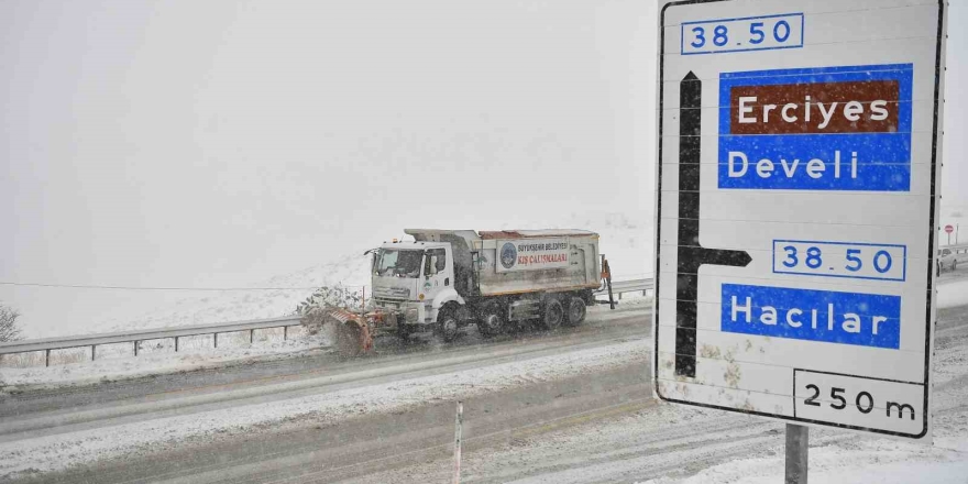 Kayseri’de 137 Mahalle Yolu Kapalı