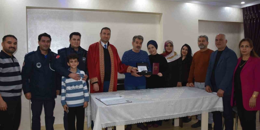 Gaziantep’te Yoğun Kar Yağışı Nikaha Engel Olamadı