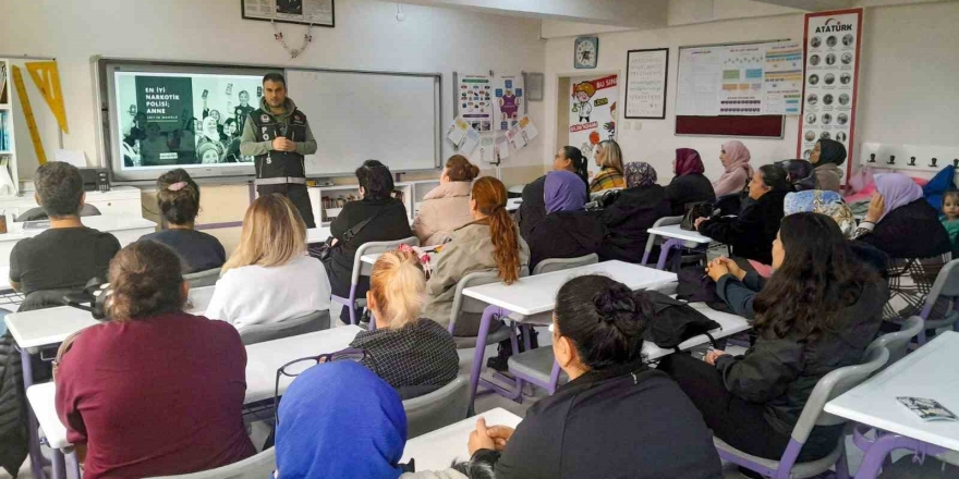 Çanakkale’de 65 Bin 257 Vatandaşa Uyuşturucuyla Mücadeleye Yönelik Farkındalık Eğitimi