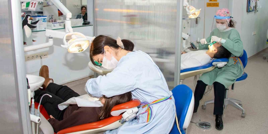 Sü Diş Hekimliği Fakültesinde İlk Muayeneler Randevusuz Yapılıyor