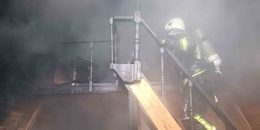 Çorum Belediyesi İ̇tfaiyesi 2025’te 922 Yangına Müdahale Etti