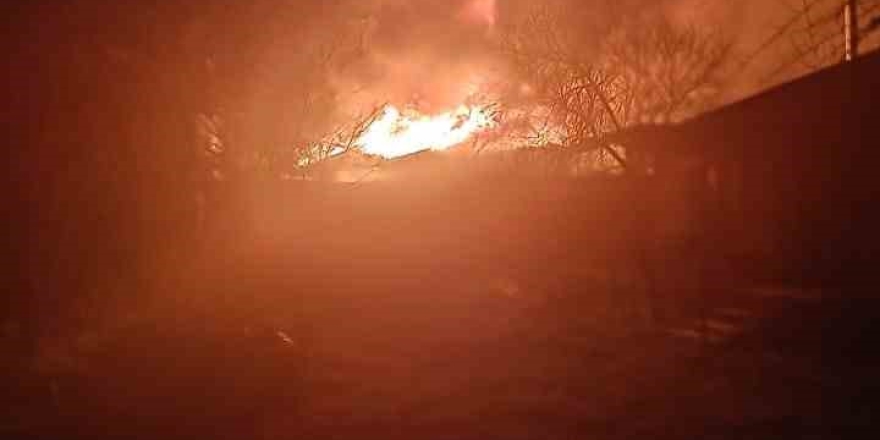 Edirne’de Ev Yangınına Bahçe Hortumuyla İlk Müdahale