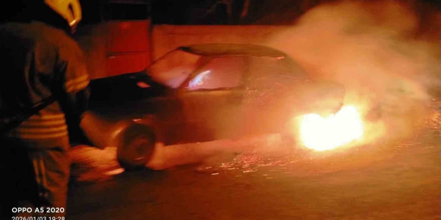 Gönen’de Araç Yangınına Müdahale Edildi