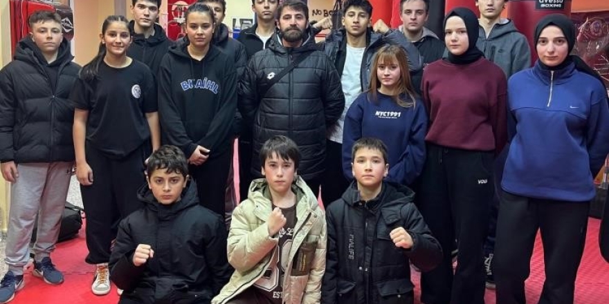 Bilecik’te Boks Eğitimiyle Gençler Ringlere Hazırlanıyor