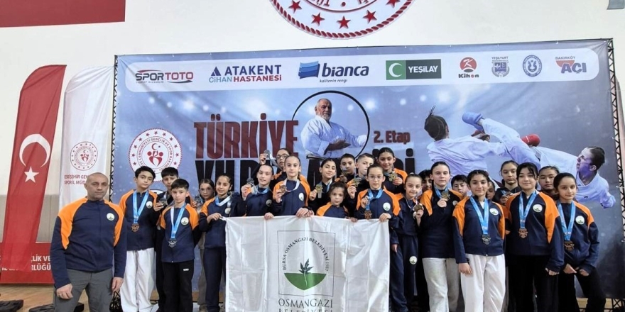 Osmangazili Karateciler Madalyaya Doydu