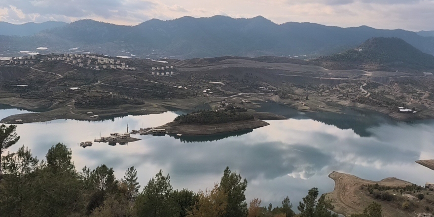 Anamur’da Sular Altında Kalan Köyden Geriye Bir Minare Kaldı