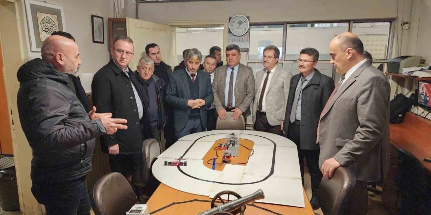 Meslekî Eğitim Tavşanlı’da Masaya Yatırıldı