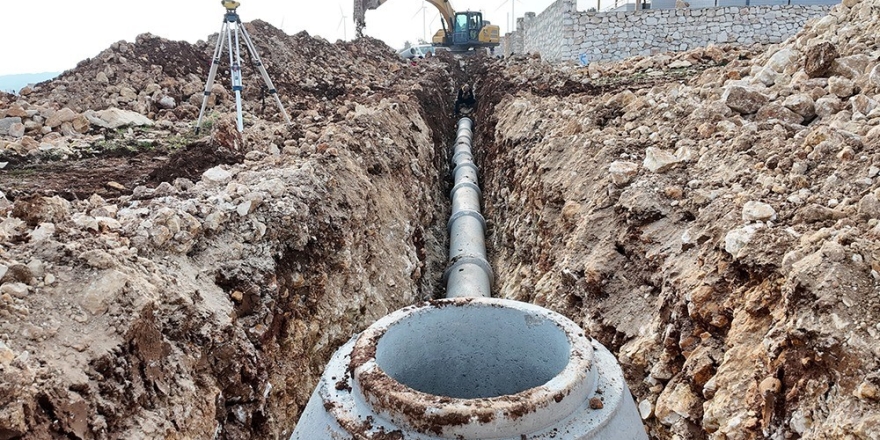 Şenköy Mahalllesi’nde Kanalizasyon Sorunu Çözülüyor