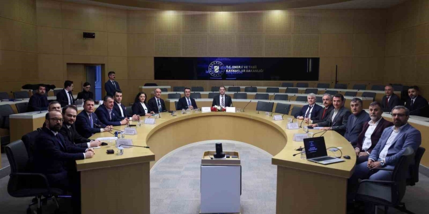 Yeka Ges-2025 Yarışmalarının Sözleşmeleri İmzalandı