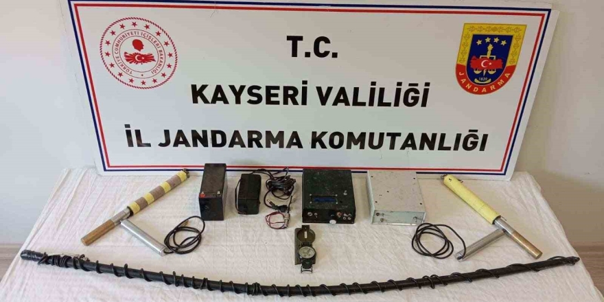 Define Arayan 5 Kişi Suçüstü Yakalandı