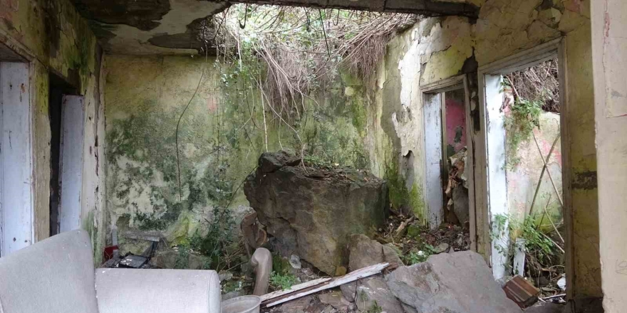 17 Yıldır Kaya Düşmesi Riski Altındaki Mahalleye ‘3 Boyutlu’ Müdahale