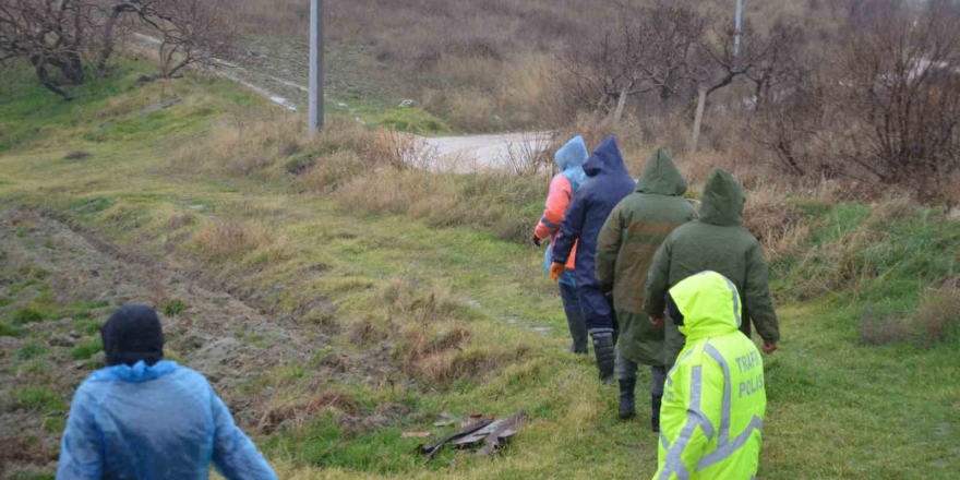 Demirci’de Kayıp Kadını Arama Çalışmaları 7’nci Gününde Sürüyor