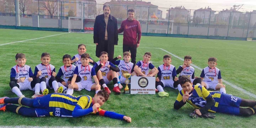 Osman Ulubaş Köşk Ortaokulu Şampiyon Oldu