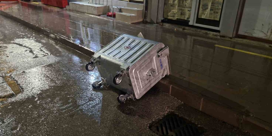 Kırıkkale Ve Çorum’da Yağmur Ve Kuvvetli Rüzgar Etkili Oldu