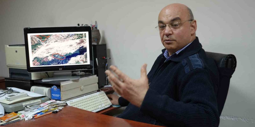 Prof.dr. Dipova:"falezleri Kaybedersek Yalnız Antalya Değil Dünya Kaybeder"