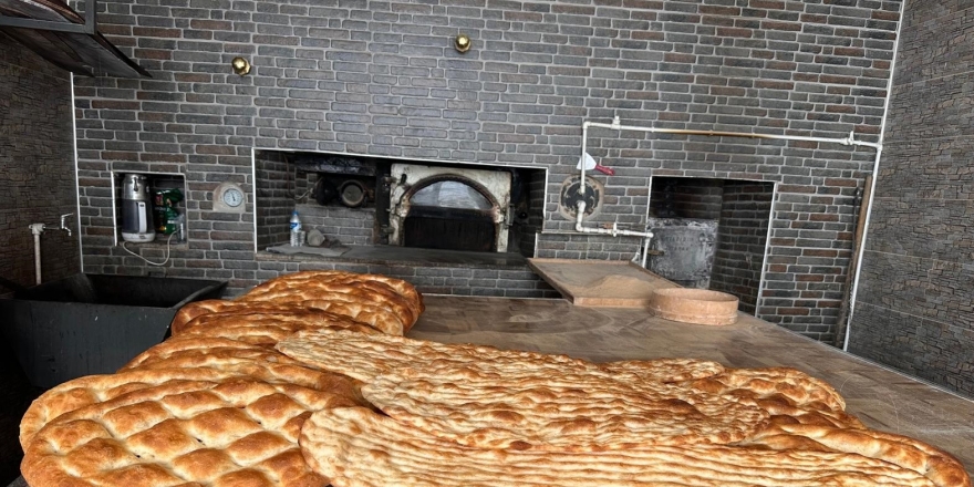 Karayazı’da Yeni Lavaş Ve Tandır Ekmek Fırını Hizmete Açıldı