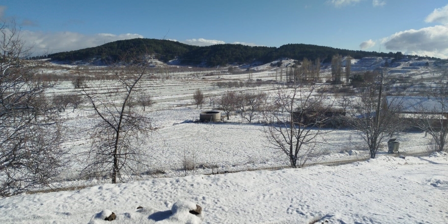 Buldan’da Yılın İlk Karı Üreticileri Sevindirdi