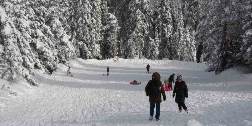 Ilgaz Dağı’nda Yarıyıl Tatili Coşkusu