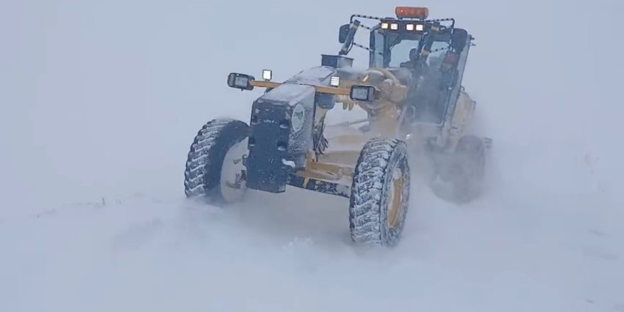 Kars'ta Yoğun Kar Yağışı ve Tipi.. 119 Köy Yolu Ulaşıma Kapandı!