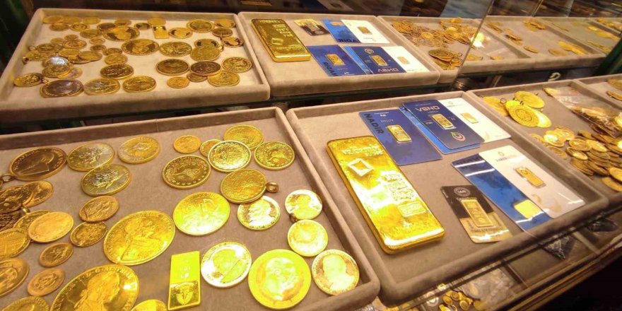 Altın Tarihi Zirvede.. FED Öncesi ONS Fiyatı 5 bin 250 Doları Aştı!