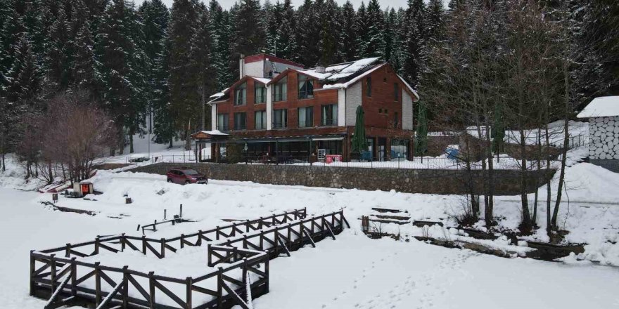 Sahara Milli Parkı’nda Kış.. Şavşat Karagöl’de Kartpostallık Görüntüler!