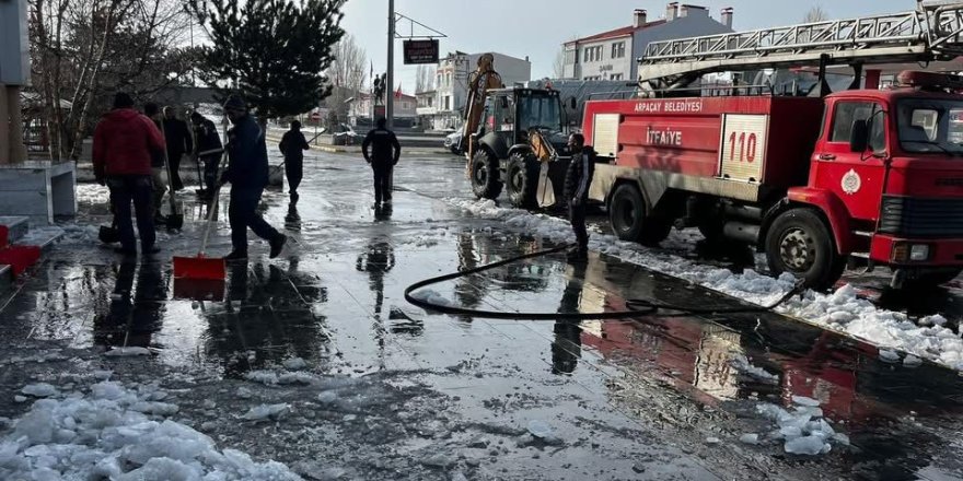 Ramazan Öncesi Seferberlik.. Arpaçay'da Kapsamlı Temizlik Çalışması!